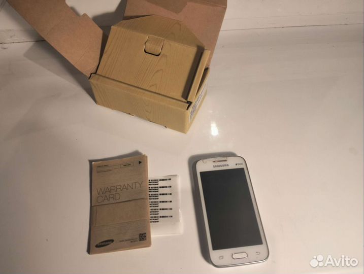 Телефон Samsung