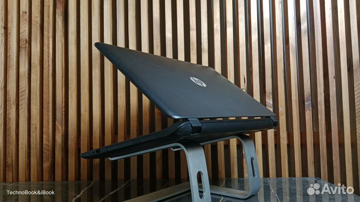 Ноутбук HP 17-p104ur