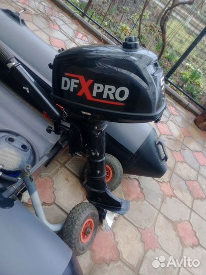 Лодка и мотор