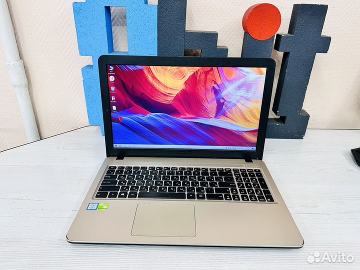 Игровой asus i7/8gb ddr4 920mx 2gb