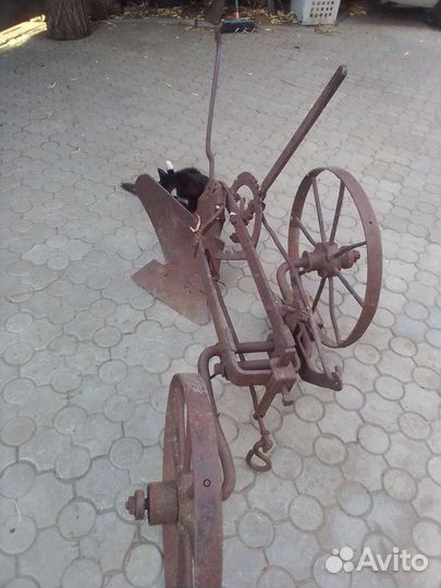 Конный плуг