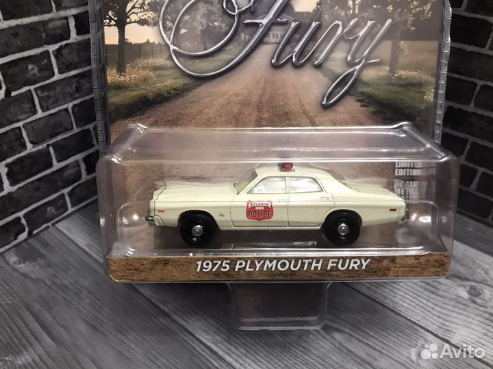 Greenlight 1/64 Police Plymouth Fury 1975