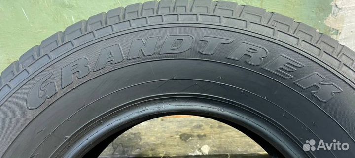 Dunlop Grandtrek TG35 265/70 R16