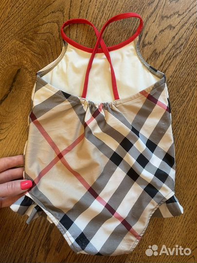 Купальник для девочки burberry 98