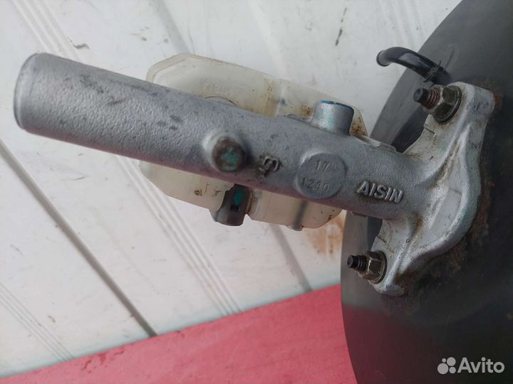 Вакуумный усилитель тормозов Toyota Camry V30