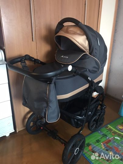 Продам коляску 2 в 1