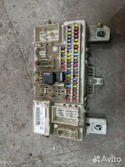 Блок предохранителей Форд Фокус 2