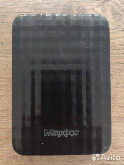 Внешний жесткий диск Maxtor 1 Тб