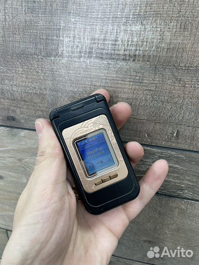 Nokia 7390