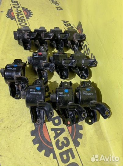 Подушка двс левая Hyundai Solaris