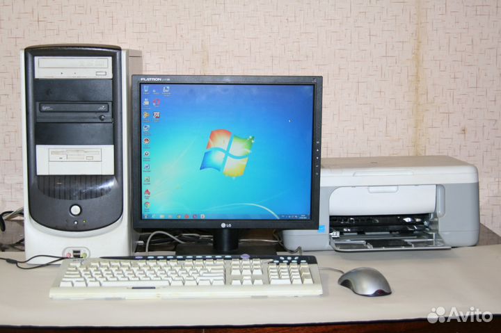 Компьютер Intel Core2Duo 2.8 Ггц, озу 2Гб, HDD 250