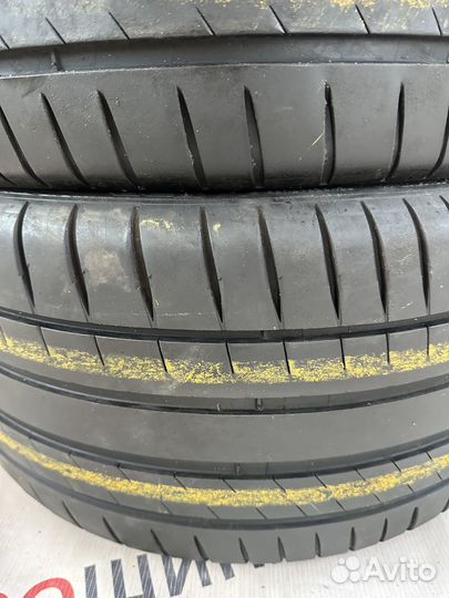 Michelin Pilot Sport 4 245/40 R18 и 275/35 R18 97Y