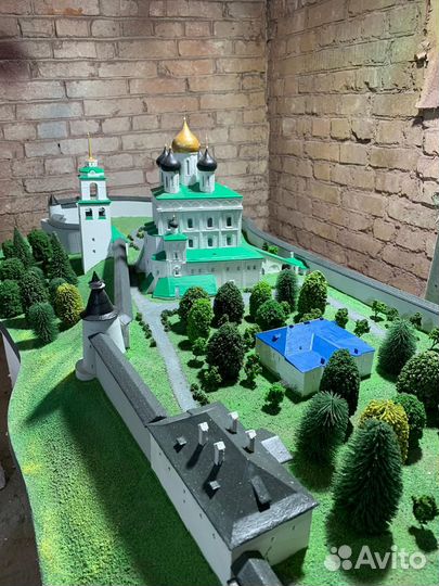 Макет храма