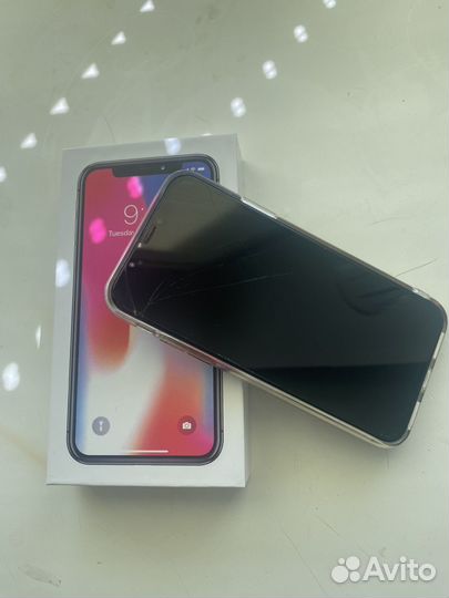 iPhone X, 64 ГБ