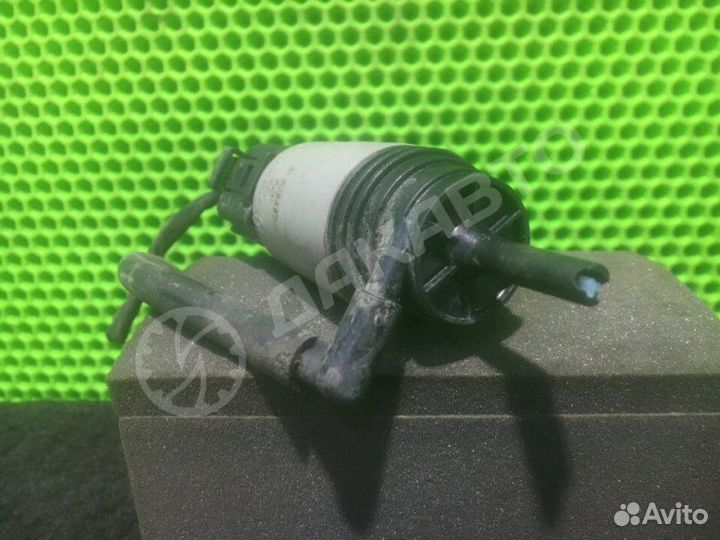 Моторчик омывателя лобового стекла Bmw 7 E65