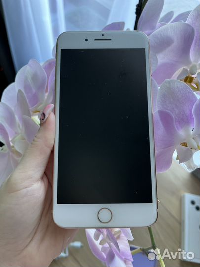 iPhone 8 Plus, 64 ГБ