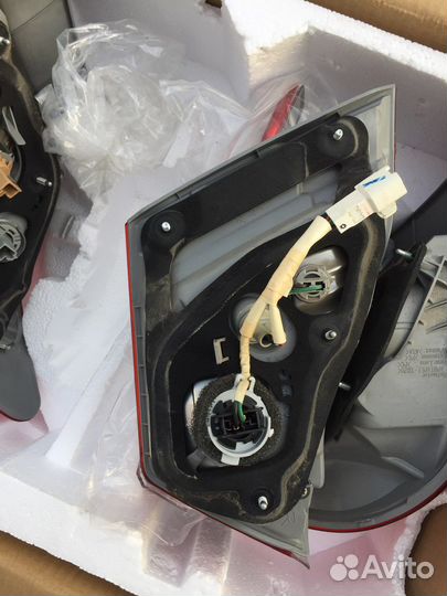 Задние фонари на toyota camry 50