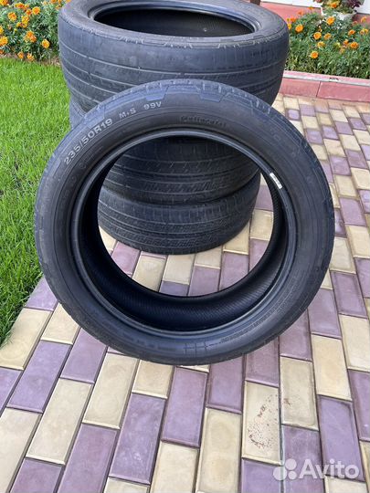 Continental Conti4x4Contact 235/50 R19