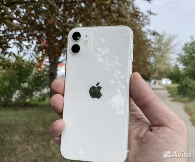 iPhone 11, 64 ГБ