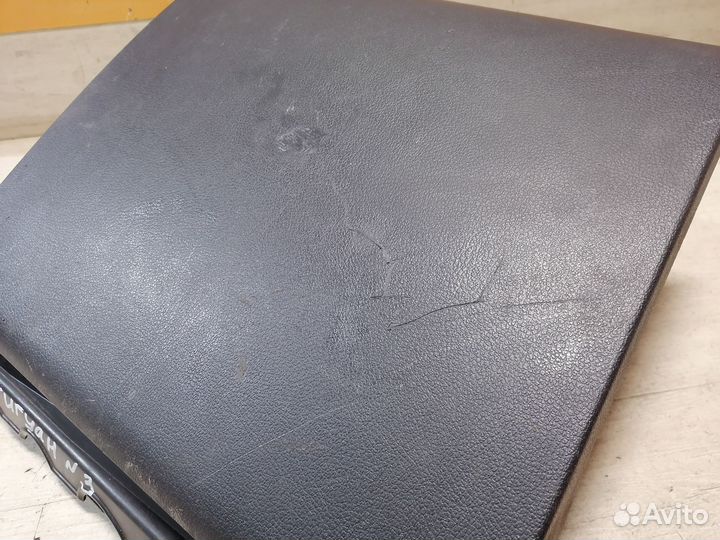 Бардачок Volkswagen Tiguan Фольксваген Тигуан деф