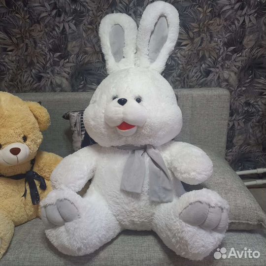 Игрушка заяц и медведь