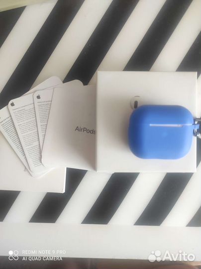 Беспроводные наушники apple airpods