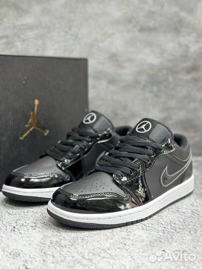 Кроссовки Nike Air Jordan 1