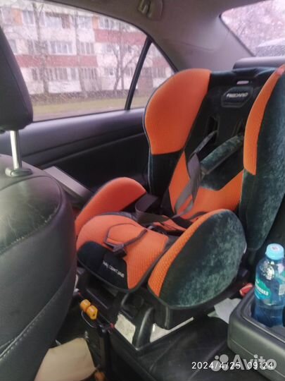 Детское автокресло Recaro young expert plus