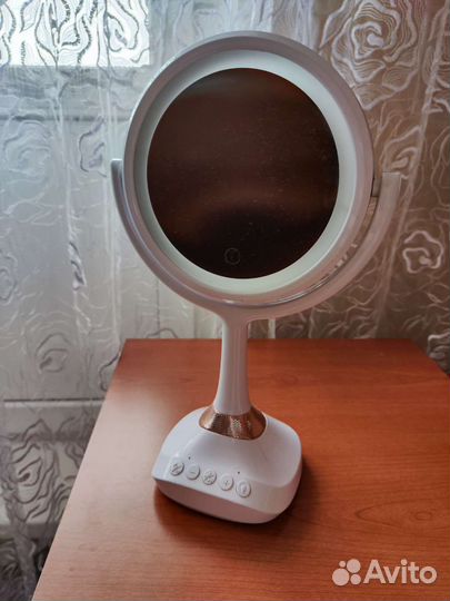 Зеркало настольное с подсветкой и блютуз колонкой