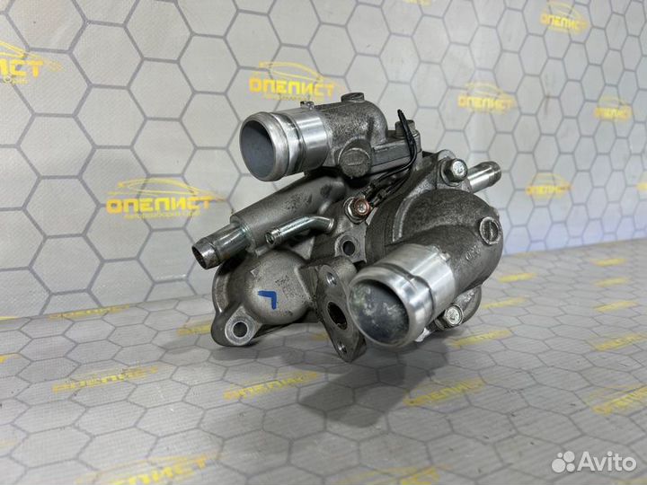 Термостат с корпусом Mitsubishi Outlander 4B11