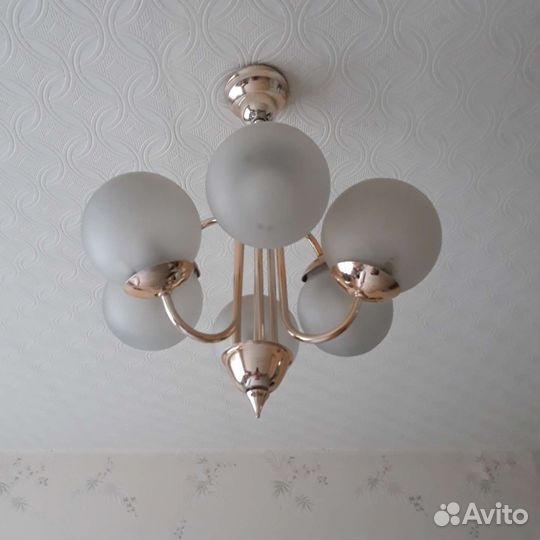 Люстра потолочная бу