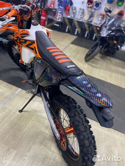 Мотоцикл BRZ Х6 NB 300сс