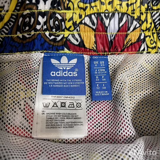 Женские шорты Adidas