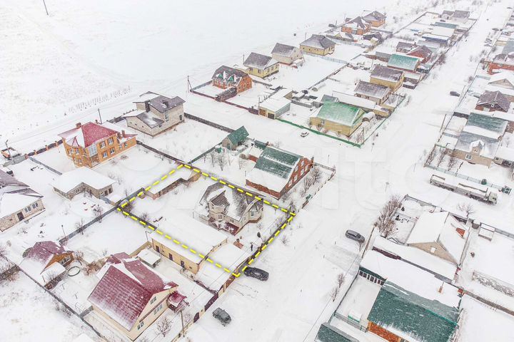 Дом 256 м² на участке 9 сот.
