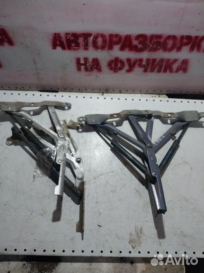 Петля багажника для lifan бриз