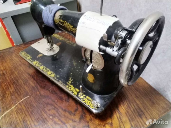 Швейная машинка Подольская ножная