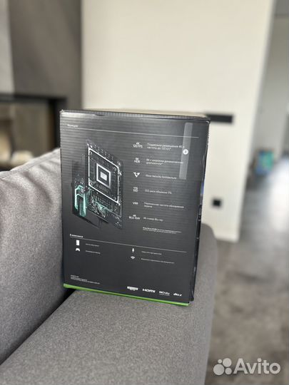 Xbox series х 1tb + 2 джостика