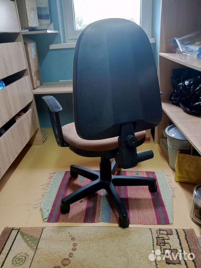 Компьютерное кресло