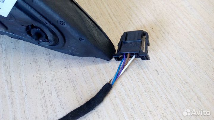 Зеркало левое Skoda Rapid