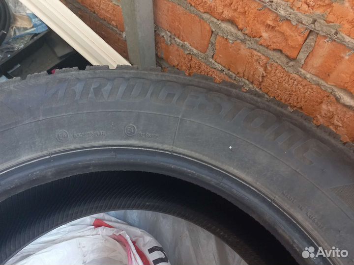 Bridgestone Ice Cruiser 7000S 225/65 R17