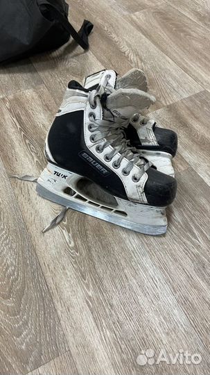 Хоккейные коньки bauer детские 36р