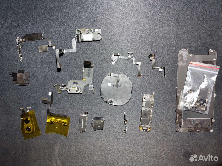 iPhone 11 на запчасти