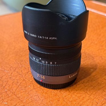 Объектив Panasonic Lumix f4 7-14mm