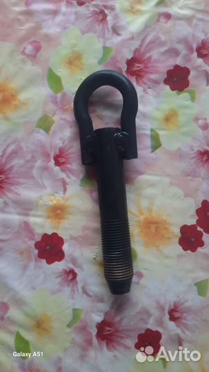 Крюк буксировочный Toyota Camry 40