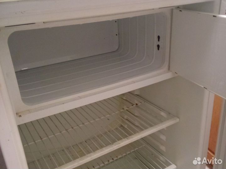 Холодильник бу маленький