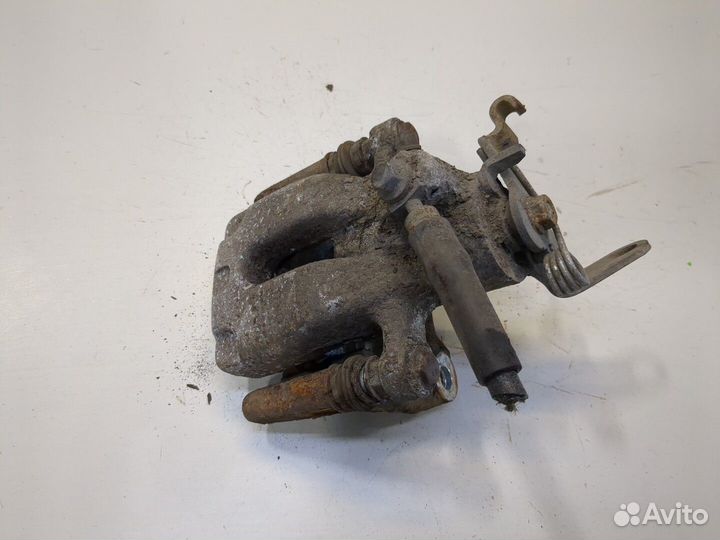 Суппорт Skoda Octavia (A7), 2017