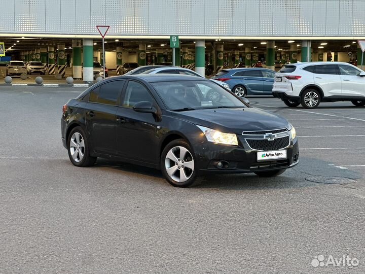 Chevrolet Cruze 1.6 МТ, 2010, 203 500 км