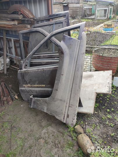 Двери на Jeep Grand Cherokee