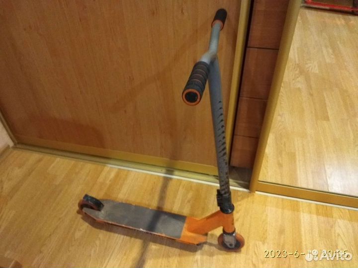 Трюковой самокат