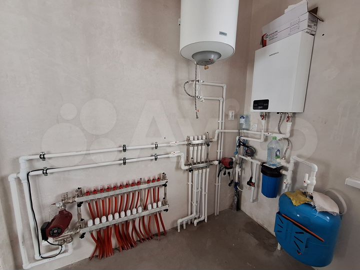 Дом 100,3 м² на участке 9,8 сот.